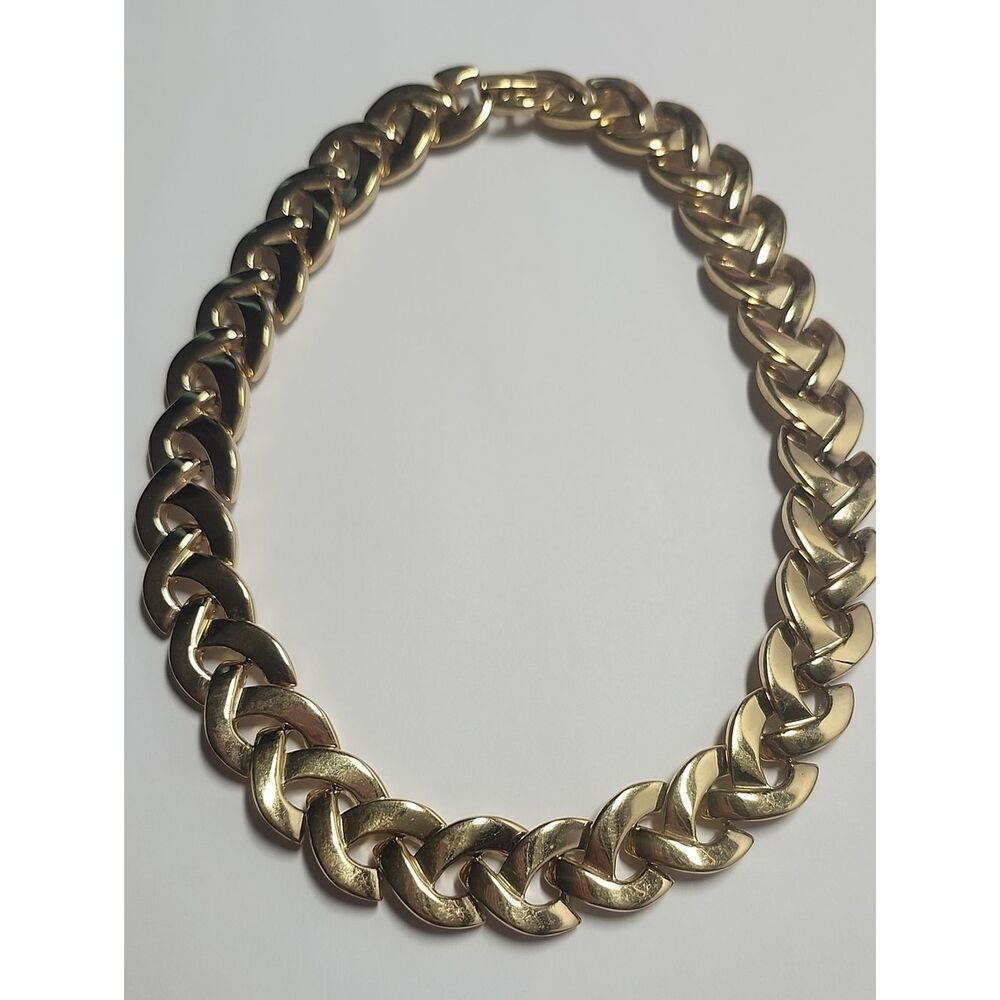 Gold Women's Chunky Curb Chain Necklace